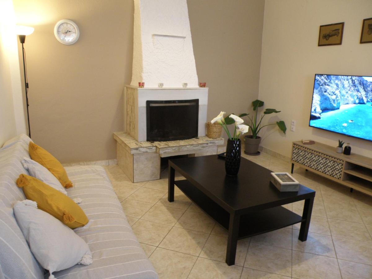Sette Isole Countryside Apartment Athani Exterior photo