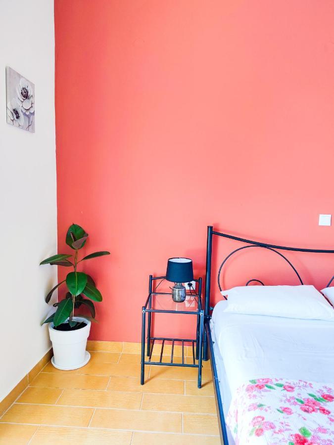 Sette Isole Countryside Apartment Athani Exterior photo